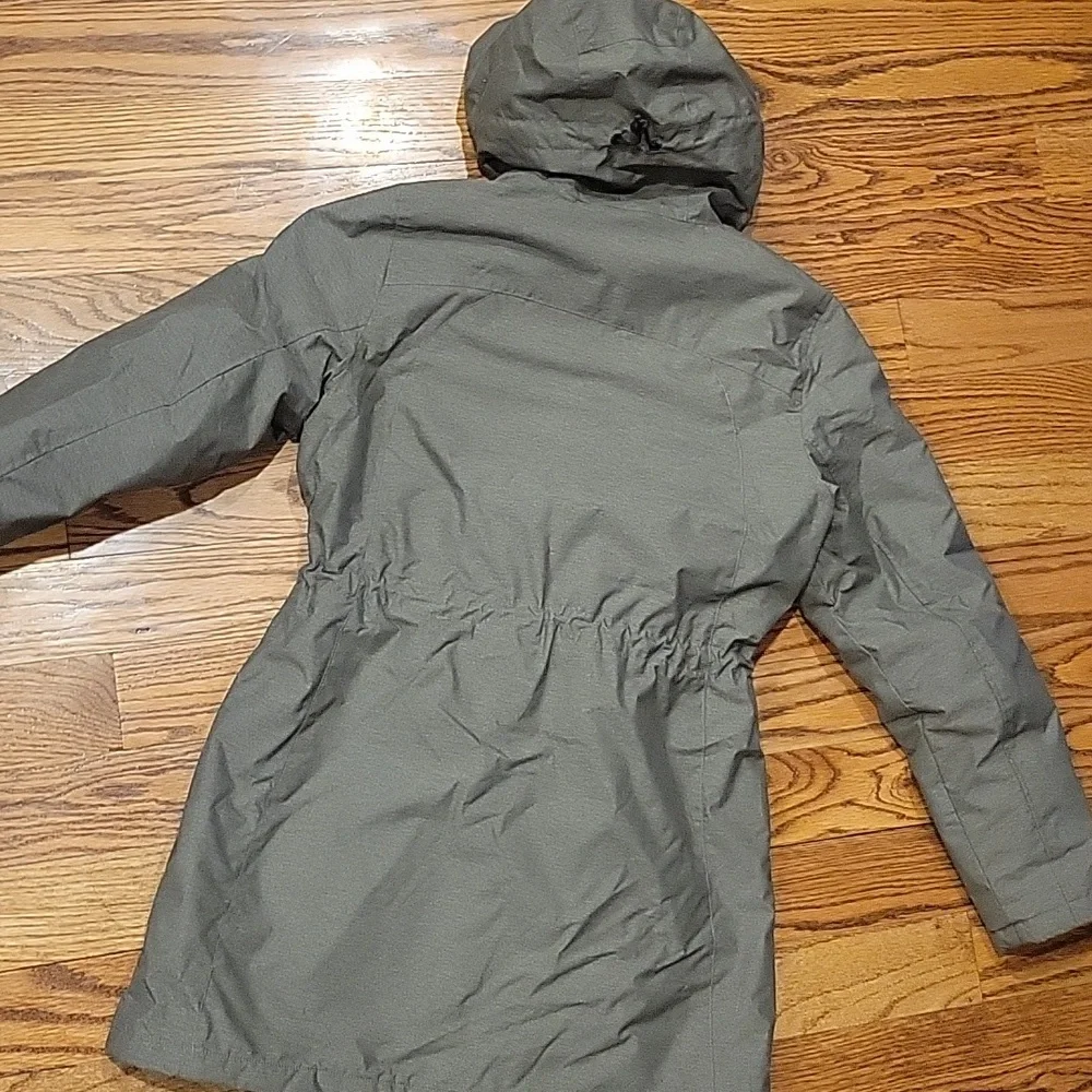 L.L. Bean Women's Coat in Olive - Picture 3 of 3